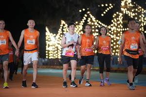 BIB: 0832, 2098, 27118, 25314, 27031, 23790
                            <button type="button" onclick="openModal(21480131)" class="btn btn-primary btn-sm float-right btn-popup" data-toggle="modal" data-target=".modal-high-quality">
                        <i class="fas fa-shopping-cart"></i> Add to Cart
                    </button>
                                            <button type="button" onclick="isThisMe(21480131, true)" class="btn btn-success btn-sm float-right btn-popup btn-isme hidden" data-toggle="tooltip" data-placement="bottom" title="นี่คือรูปของคุณใช่ไหม คลิกที่นี่เพื่อเอาเข้าอัลบั้ม">
                        <i class="fas fa-plus"></i> Add to album
                    </button>
                    <button type="button" onclick="isThisMe(21480131, false)" class="btn btn-warning btn-sm float-right btn-popup btn-isnotme hidden">
                        <i class="fas fa-ban"></i> Remove from album
                    </button>